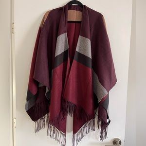NWOT UNIQLO Poncho